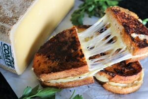 22- Photo Grilled Cheese Pull 2
