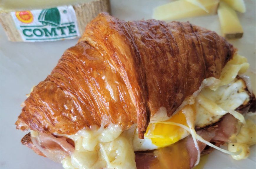 22 Photo Comte Breakfast Croissant 1sm