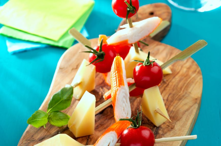 Piques De Surimi Au Comte Concombre Et Cerises Cigc Image Et Associes Sm