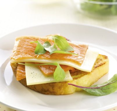Pain Perdu Saumon Fume Et Comte Cigc Luk Thys Sm